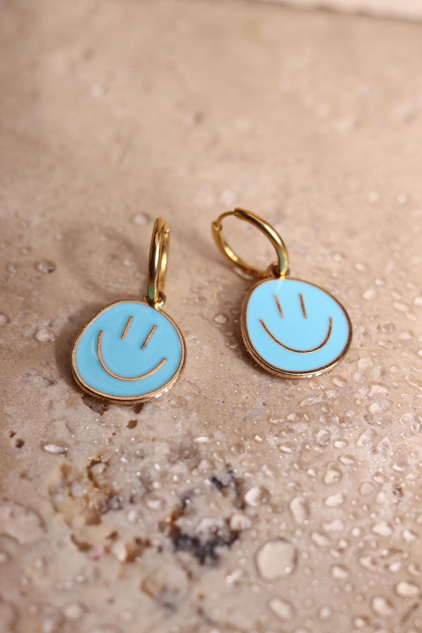 GoodLoverz Happy Face Collection Smiley Creolen 14k vergoldet small