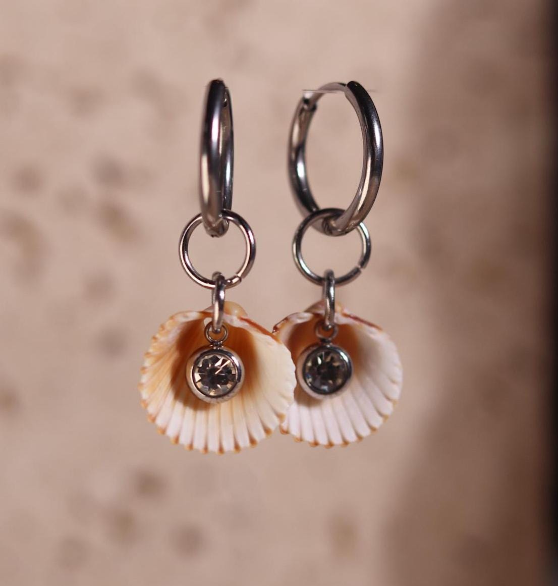 GoodLoverz LOVE OF SEA Collection Muschel Creolen in silber