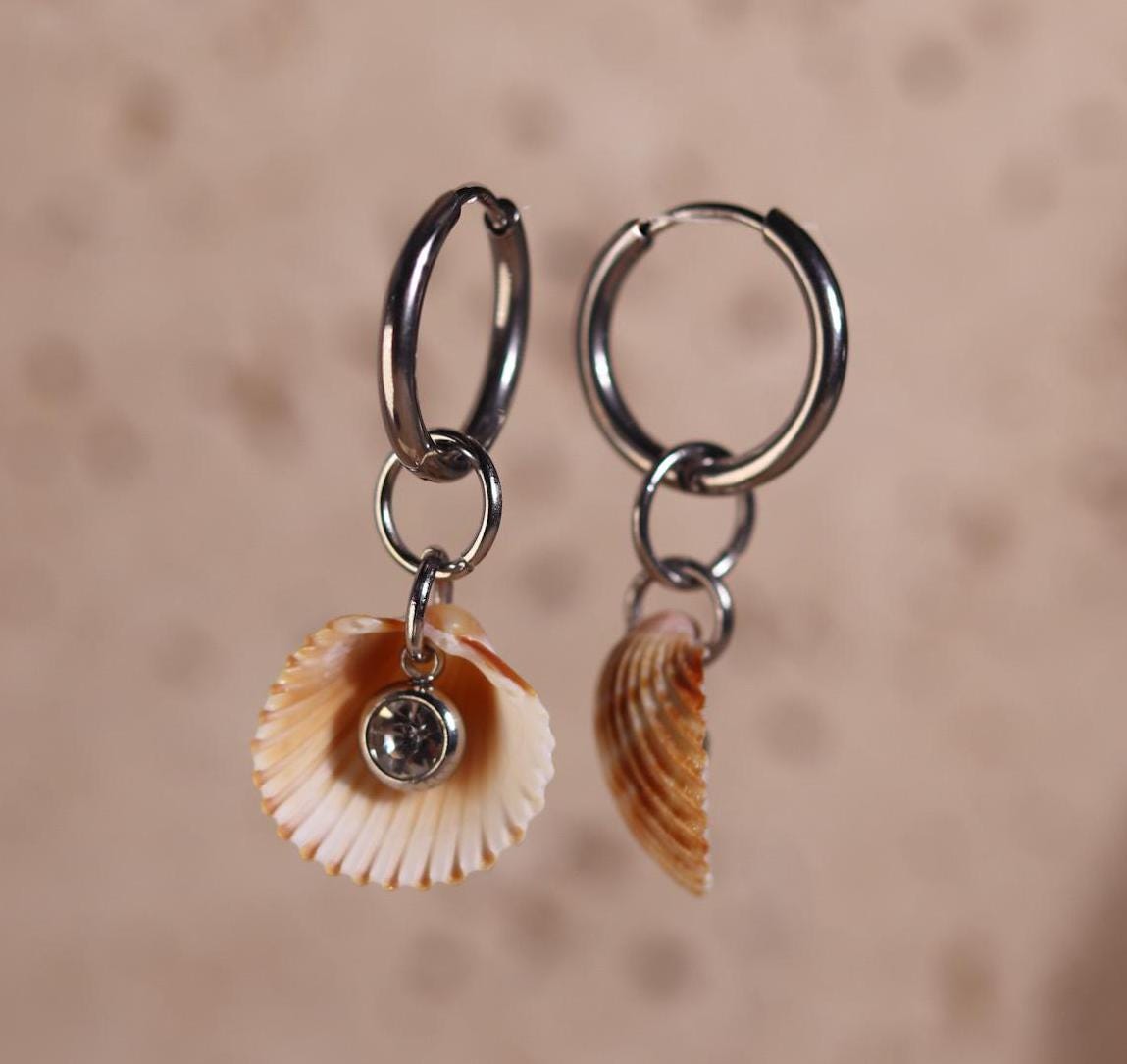 GoodLoverz LOVE OF SEA Collection Muschel Creolen in silber