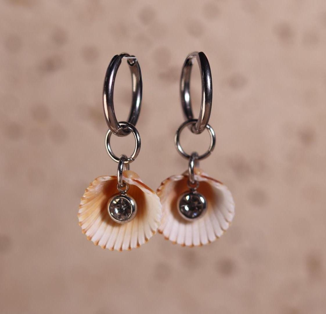 GoodLoverz LOVE OF SEA Collection Muschel Creolen in silber