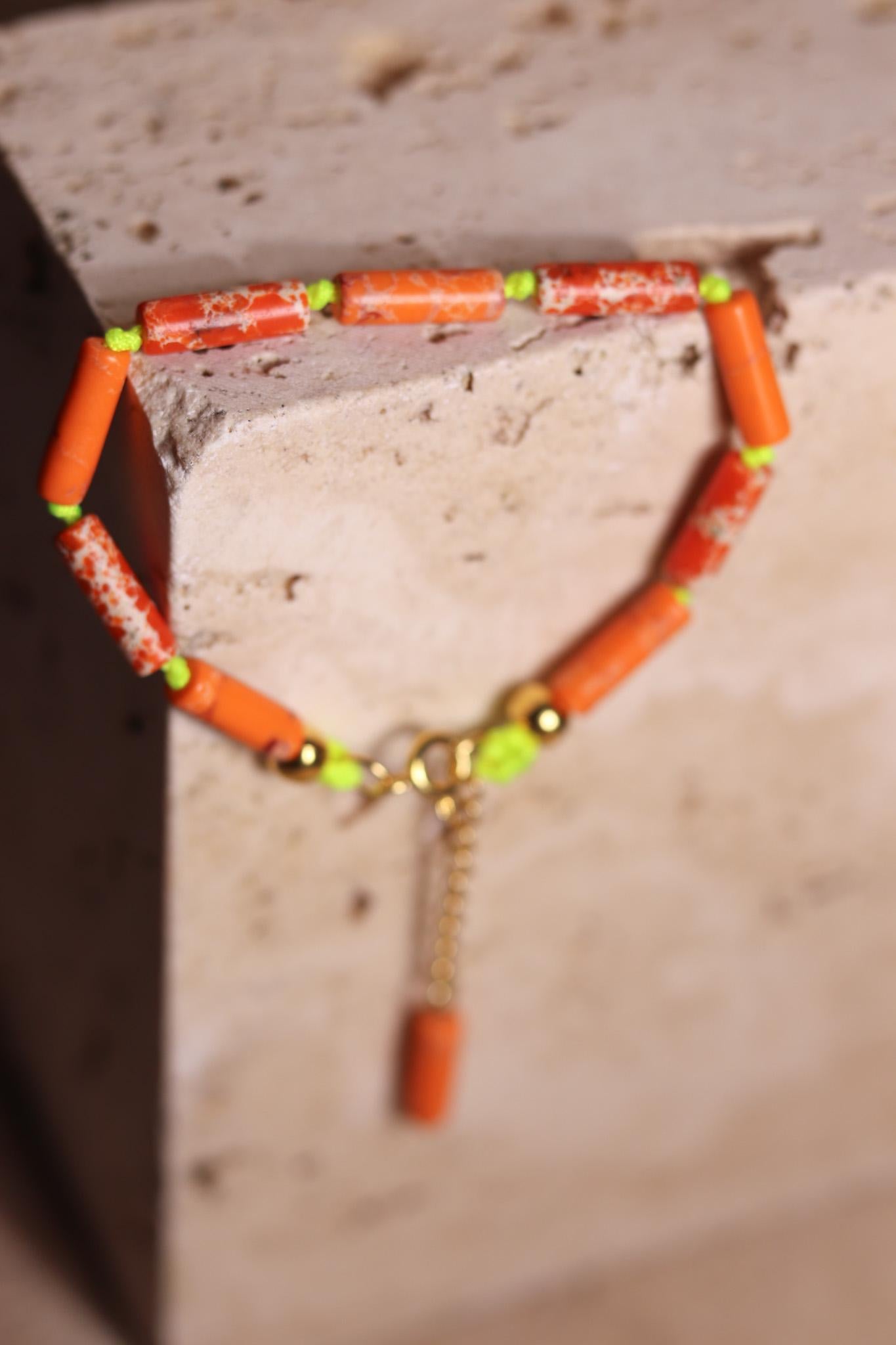 GoodLoverz Neon Dalmatinisches Jaspis Perlenarmband