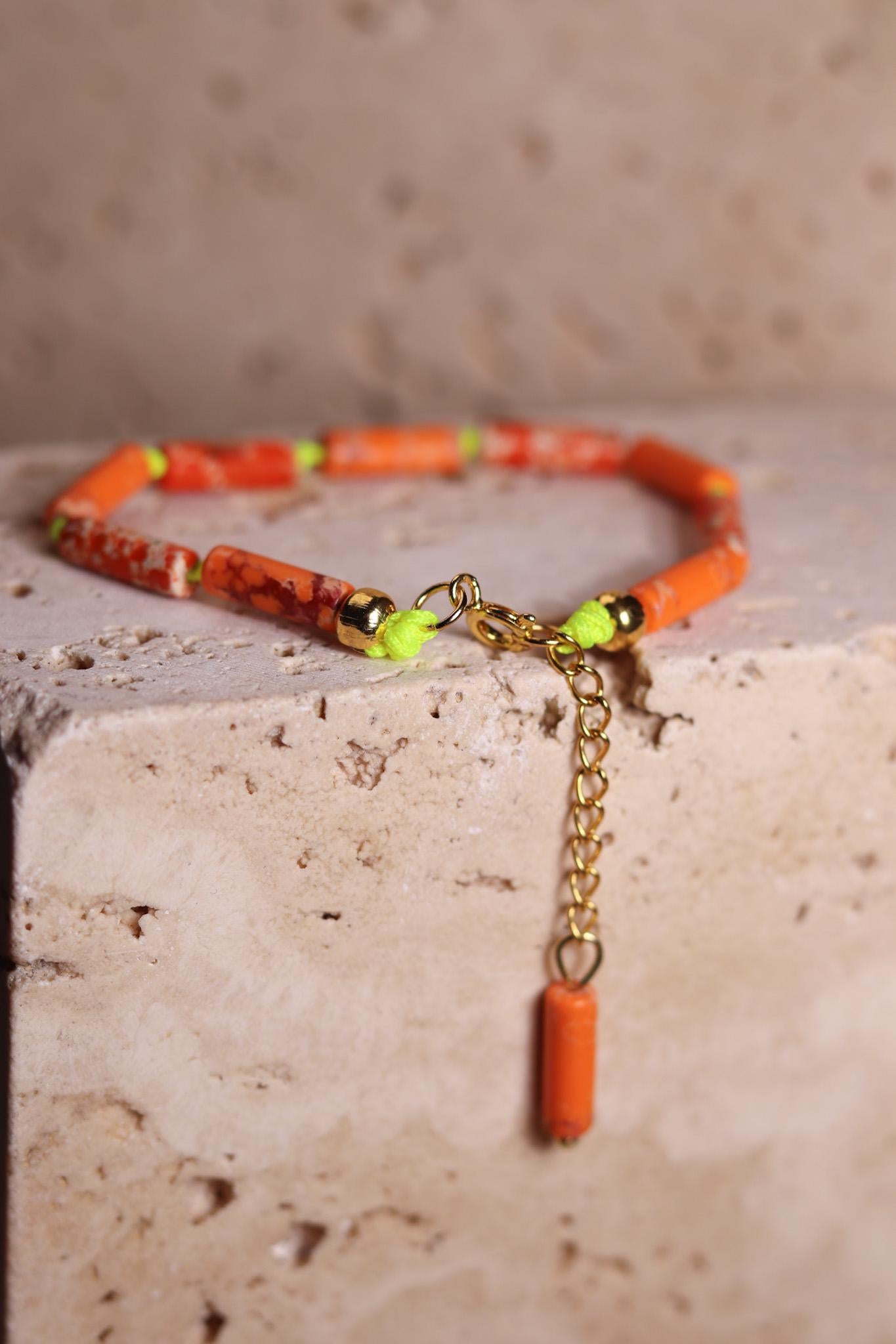 GoodLoverz Neon Dalmatinisches Jaspis Perlenarmband