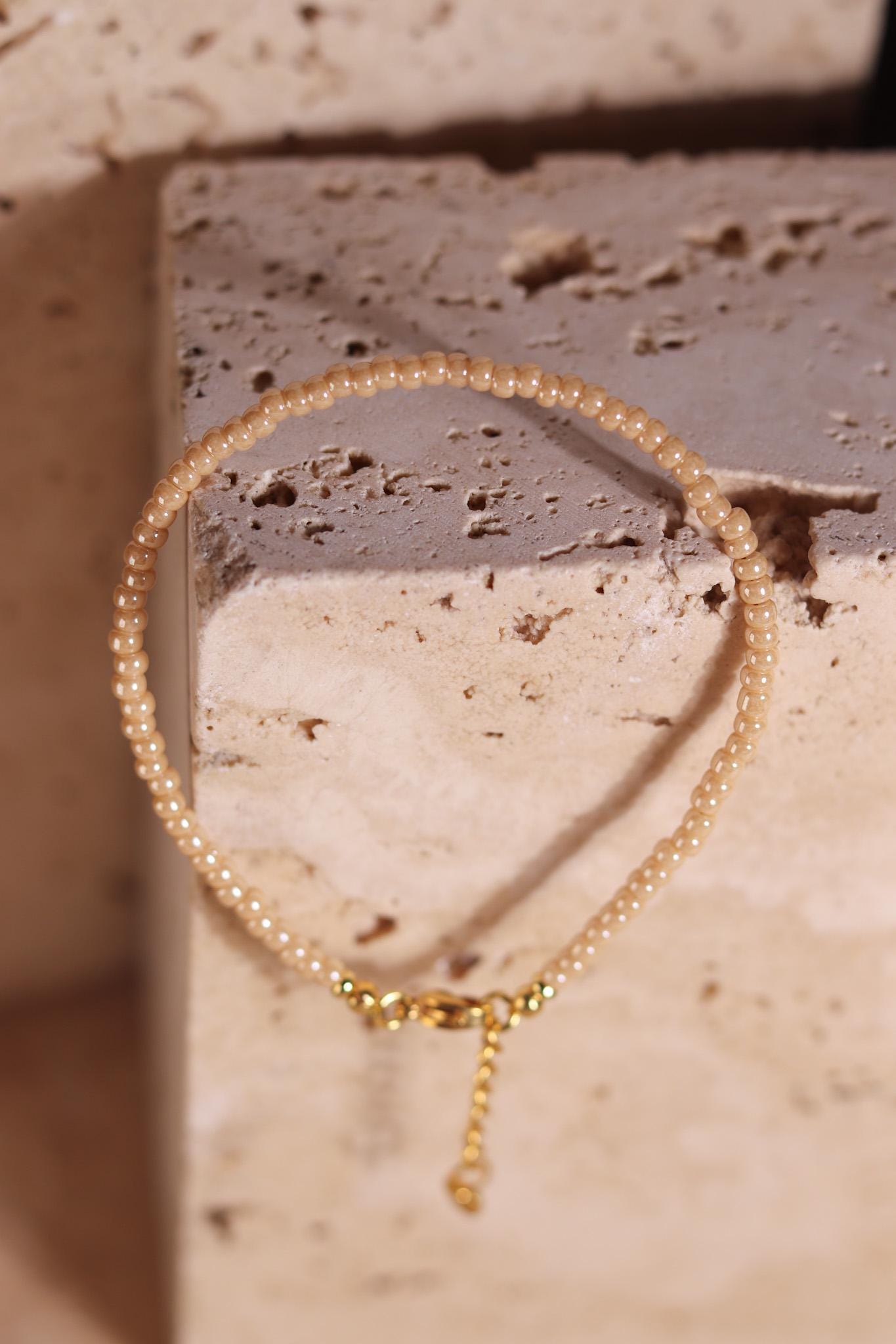 GoodLoverz Perlenarmband Nude Glow Caramel