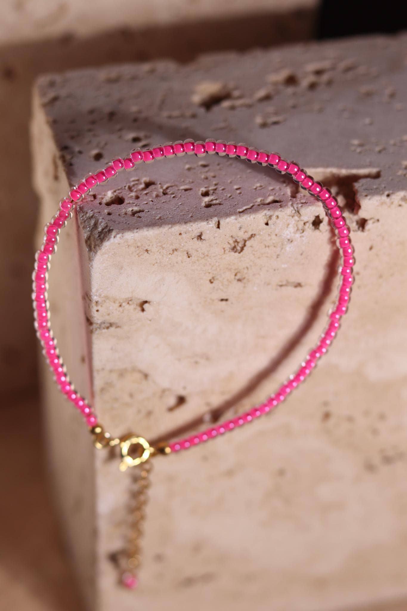 GoodLoverz Perlenarmband Pink Neon