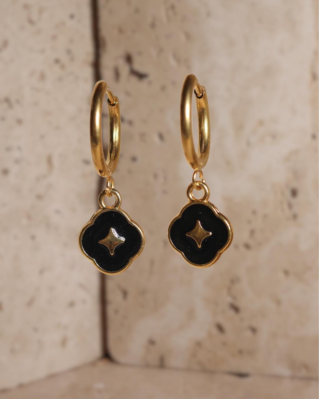 GoodLoverz Black Star Creolen