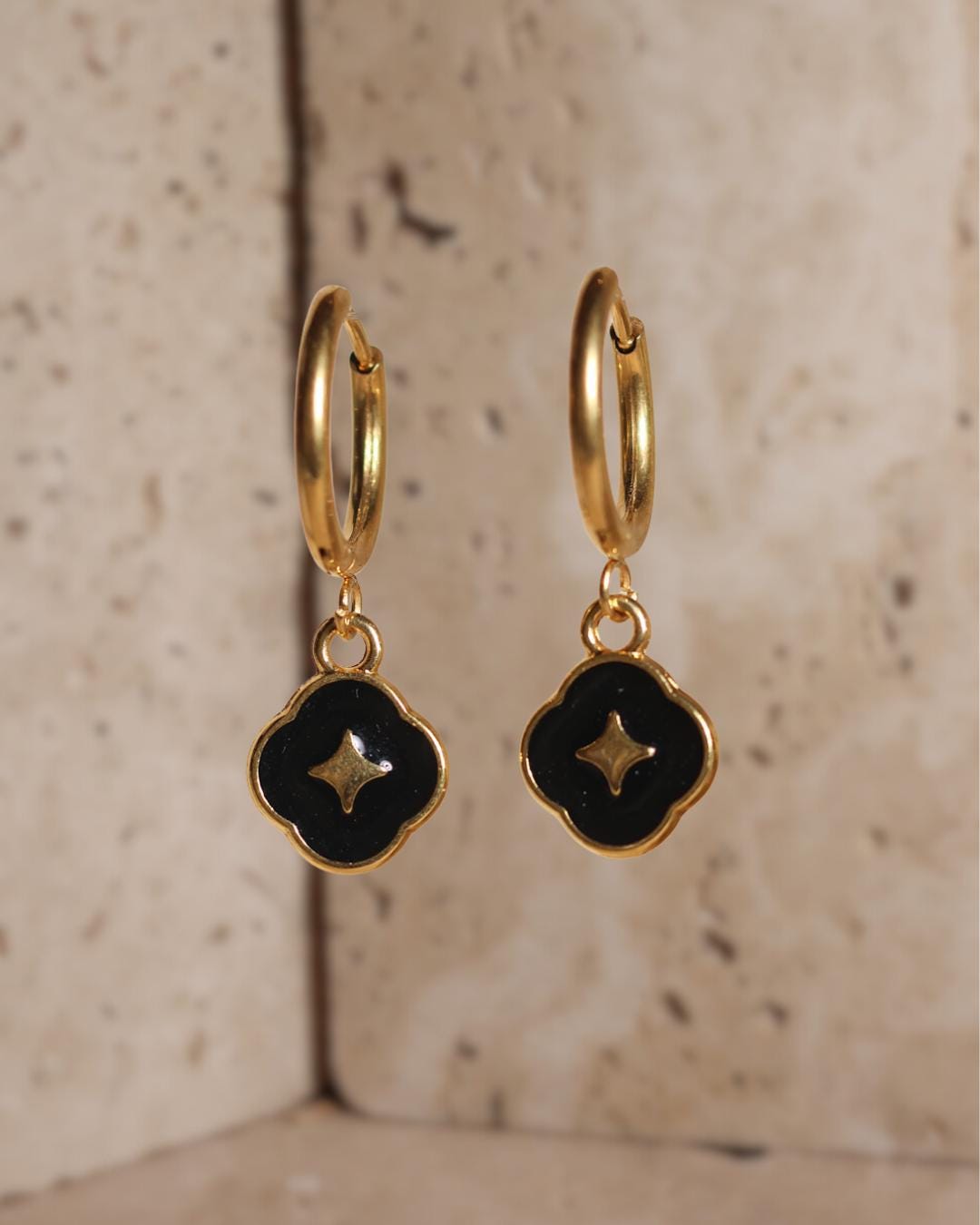 GoodLoverz Black Star Creolen